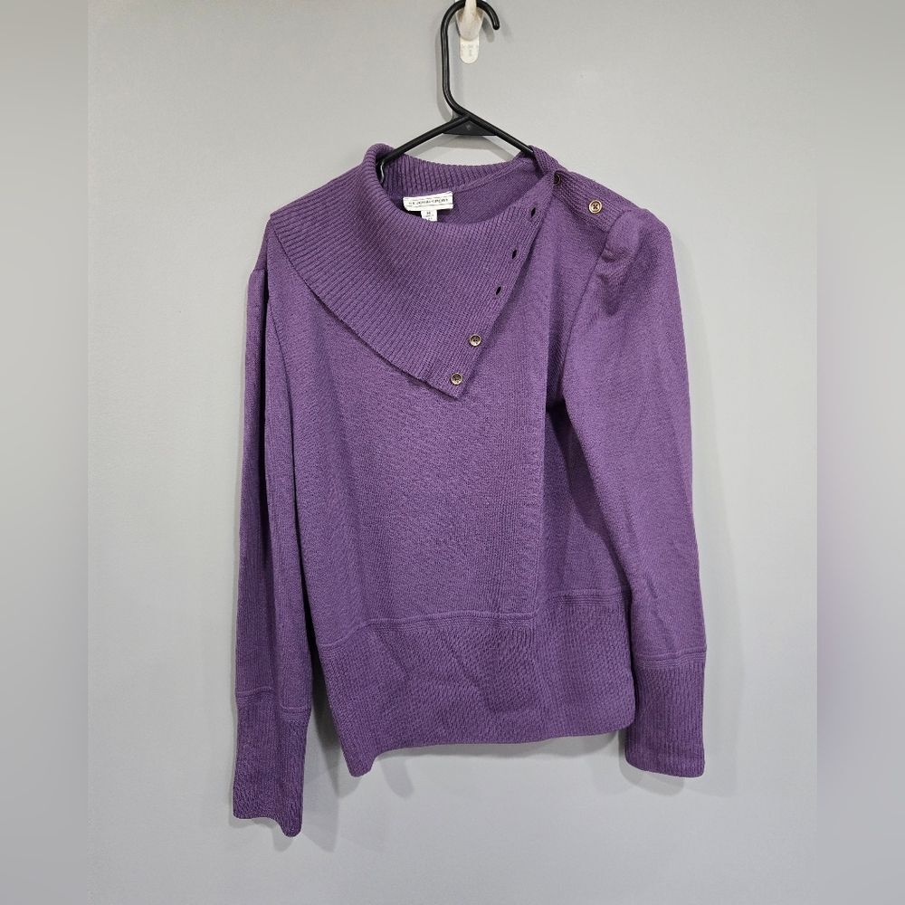 🐢 St John Sport Asymmetrical Button Neck Sweater. Size M Likew New!